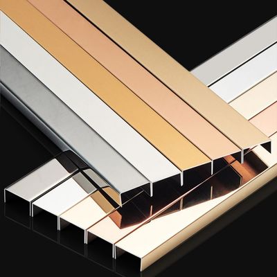Bom preço U dá forma à guarnição de aço inoxidável da telha 201 para a decoração de construção da parede on-line