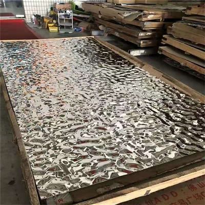 Chapa de Aço Inoxidável com Acabamento Espelhado Prata e Efeito Ondulado, 0.65mm de Espessura para Decoração de Teto