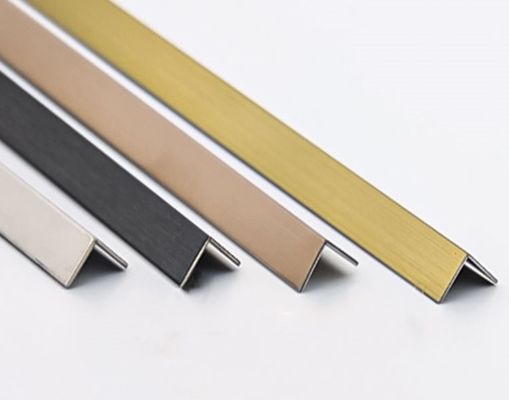 304 de aço inoxidável L Profile Tile Trim com revestimento de cor PVD e comprimento 2438mm