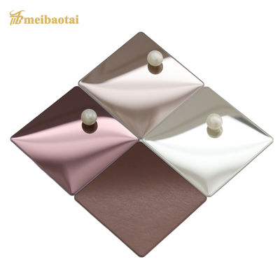 1.5 mm Espessura Folha de SS revestida de PVD polida com película de PVC 10C para aplicações decorativas