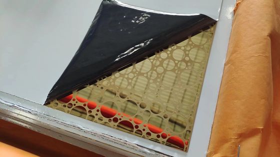 Bom preço 1.0mm espessura Espelho de ouro gravado folha de aço inoxidável borda de fenda on-line