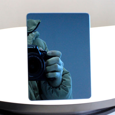 Folha de aço inoxidável de espelho azul PVD com grau 304/201 e espessura de 0,3-1,2 mm para aplicações decorativas