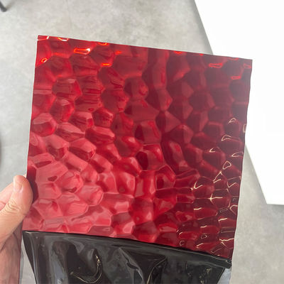 Honeycomb Design China Espelho Vermelho em relevo Chapa de aço inoxidável com espessura de 0,85 mm para uso decorativo