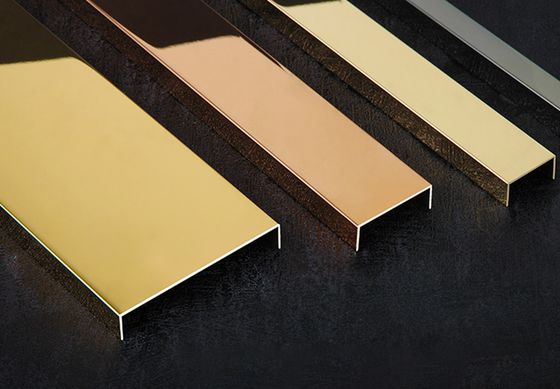 Revestimento de azulejos de perfil U de aço inoxidável de espelho de ouro com impressão anti-dedos e espessura de 0,65 mm