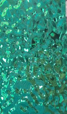 Folha de ondulação de água de aço inoxidável 304 com superfície de espelho revestida de azul PVD para uso decorativo