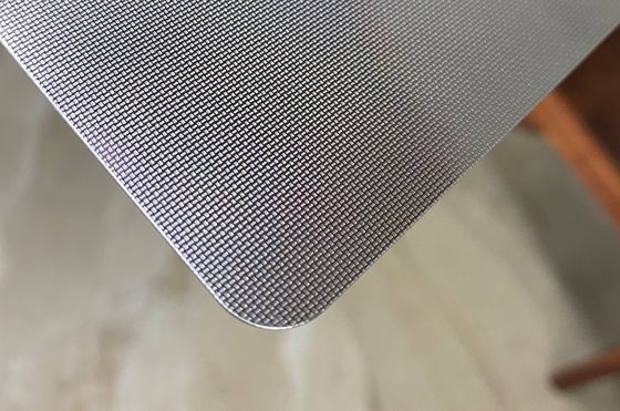 Bom preço Chapa em Aço Inoxidável 201 Embutida com Filme Duplo de PVC e Dureza HV230 para Aplicações Decorativas on-line