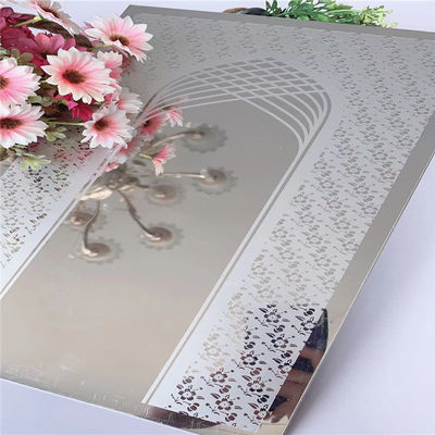 Chapa de Aço Inoxidável 201 com Acabamento Espelhado e Gravação 1219x3048mm para Aplicações de Design Moderno