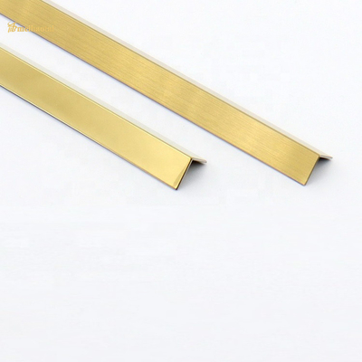 a guarnição de aço inoxidável T do painel de parede de 2438mm dá forma a Rose Gold Pvd Color