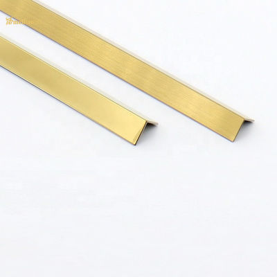 Bom preço a guarnição de aço inoxidável T do painel de parede de 2438mm dá forma a Rose Gold Pvd Color on-line