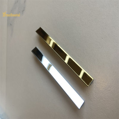 Bom preço O espelho de aço inoxidável decorativo da guarnição da telha do hotel da forma de U terminou on-line