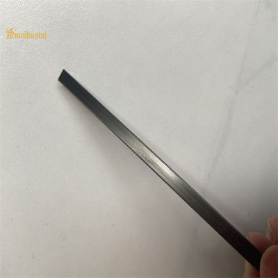 Bom preço A telha de aço inoxidável de U Profilm apara a altura terminada preta 5-35MM on-line